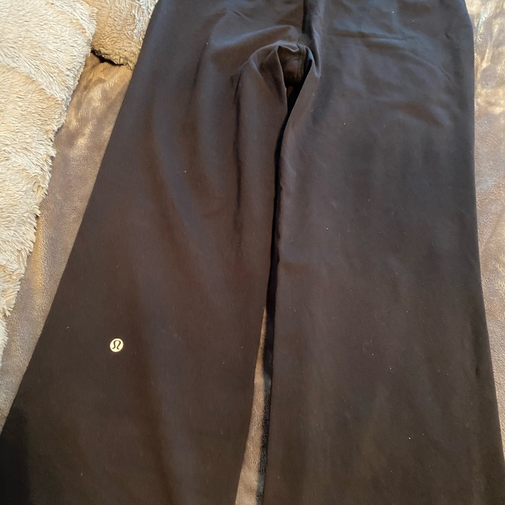 Lululemon pants - Picture 4 of 5